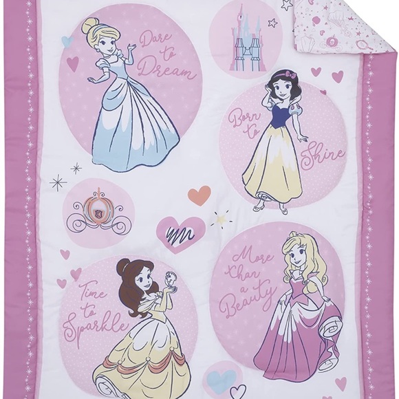 Disney Princess Mini Crib Bedding Set New in Packaging Never Opened or Used - Picture 2 of 4